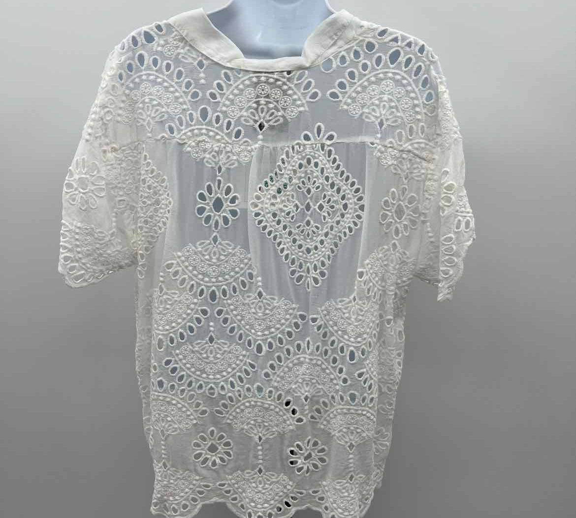 Johnny Was Women's Size XL White Eyelet Short Sleeve Shirt