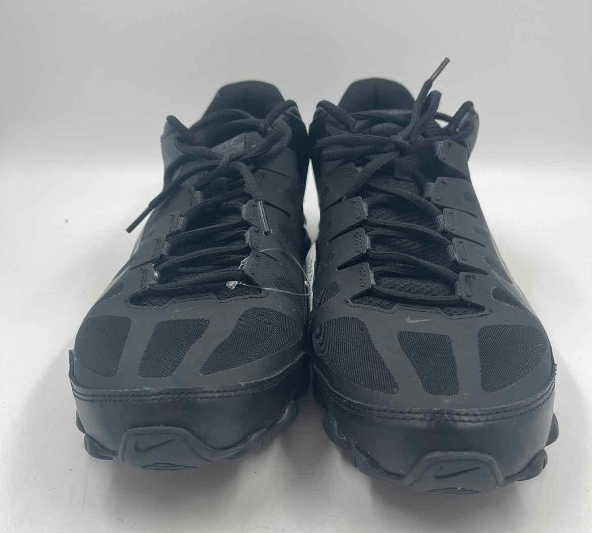 Nike Men's Shoe Size 13 Black Textured Sneakers