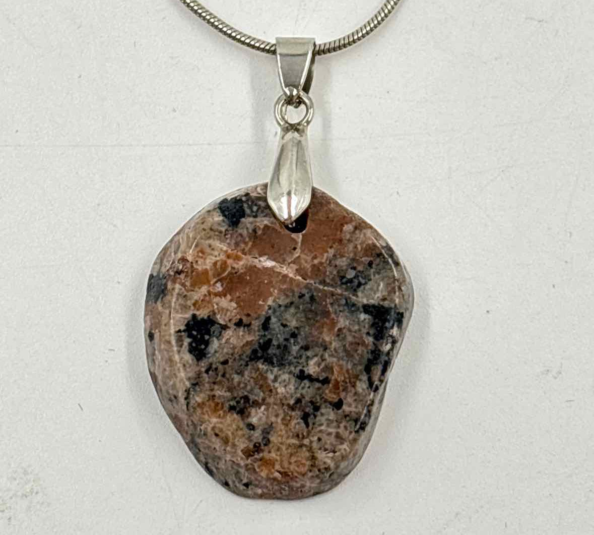 Boutique Women's Silver Necklace