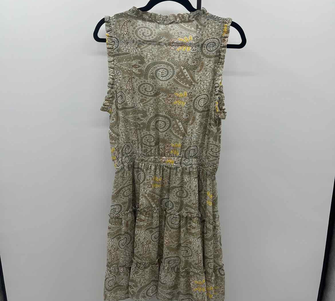 Elan Women's Size 10 Green Paisley Dress