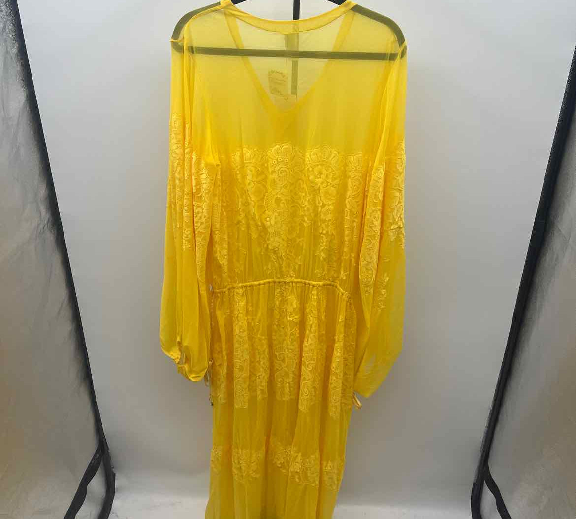 HAH Women's Size M/L Yellow Lace Dress