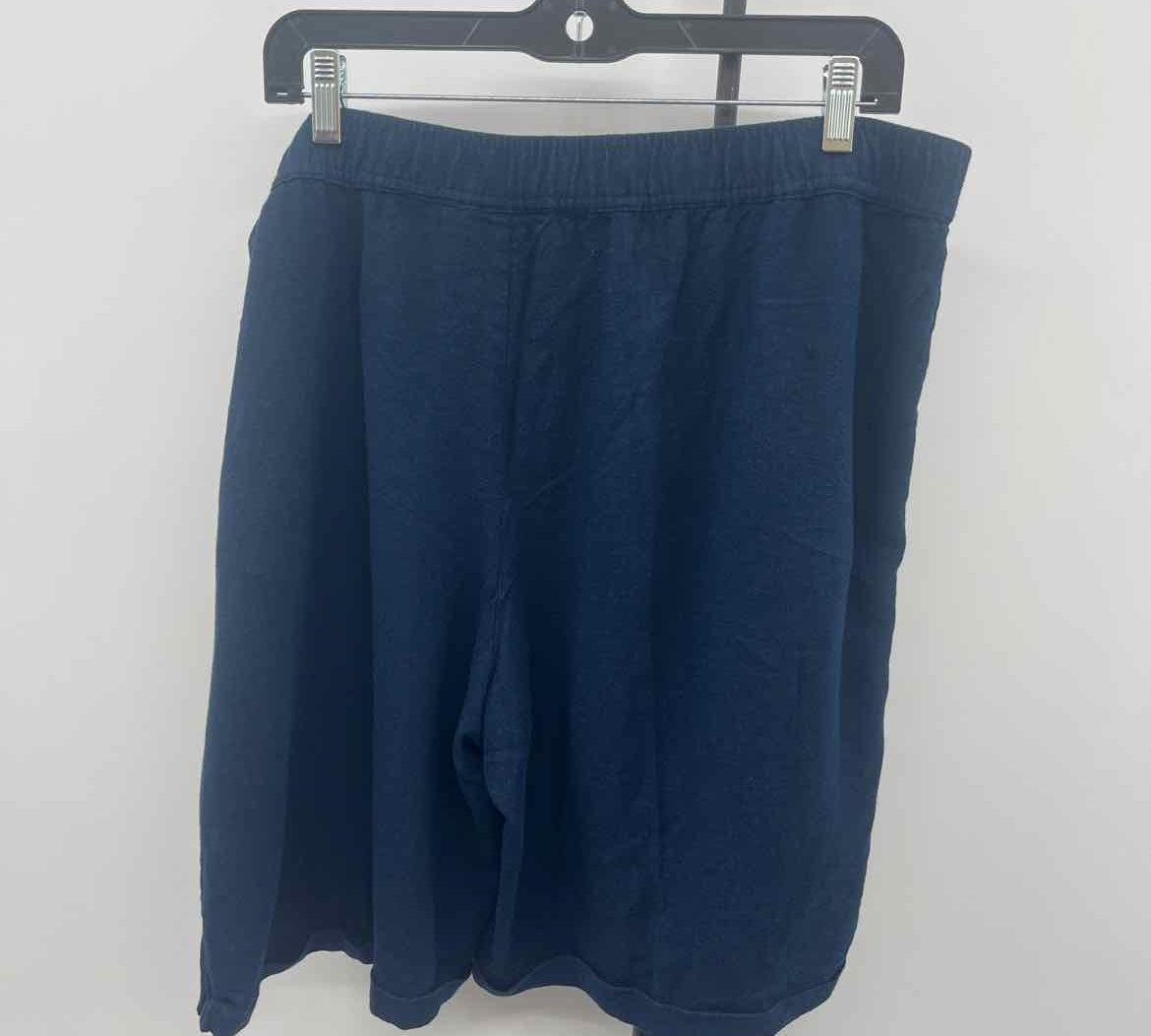 Susan Graver Women's Size 18 Navy Solid Shorts