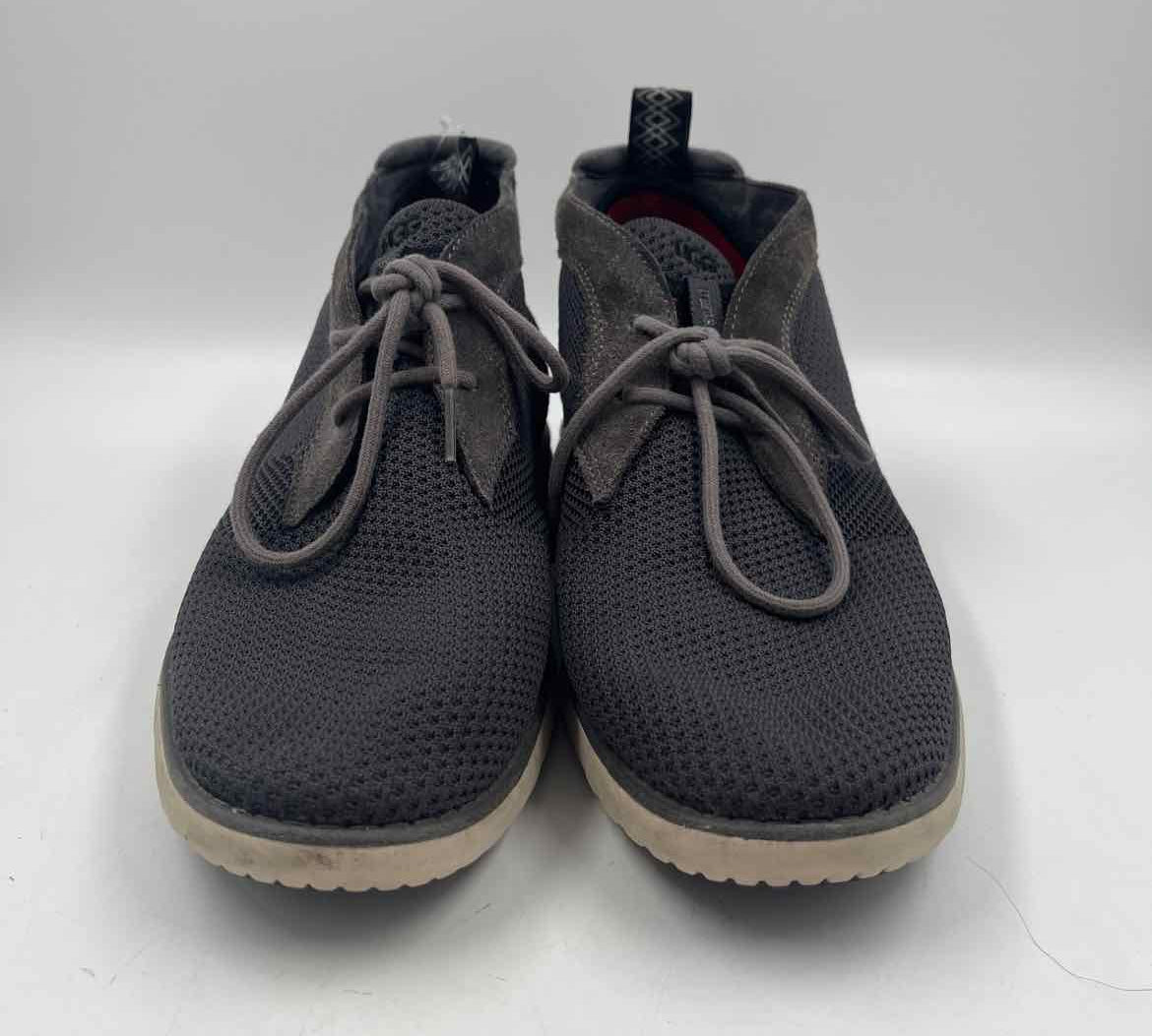 Ugg Men's Shoe Size 9.5 Charcoal Textured Misc. Shoes