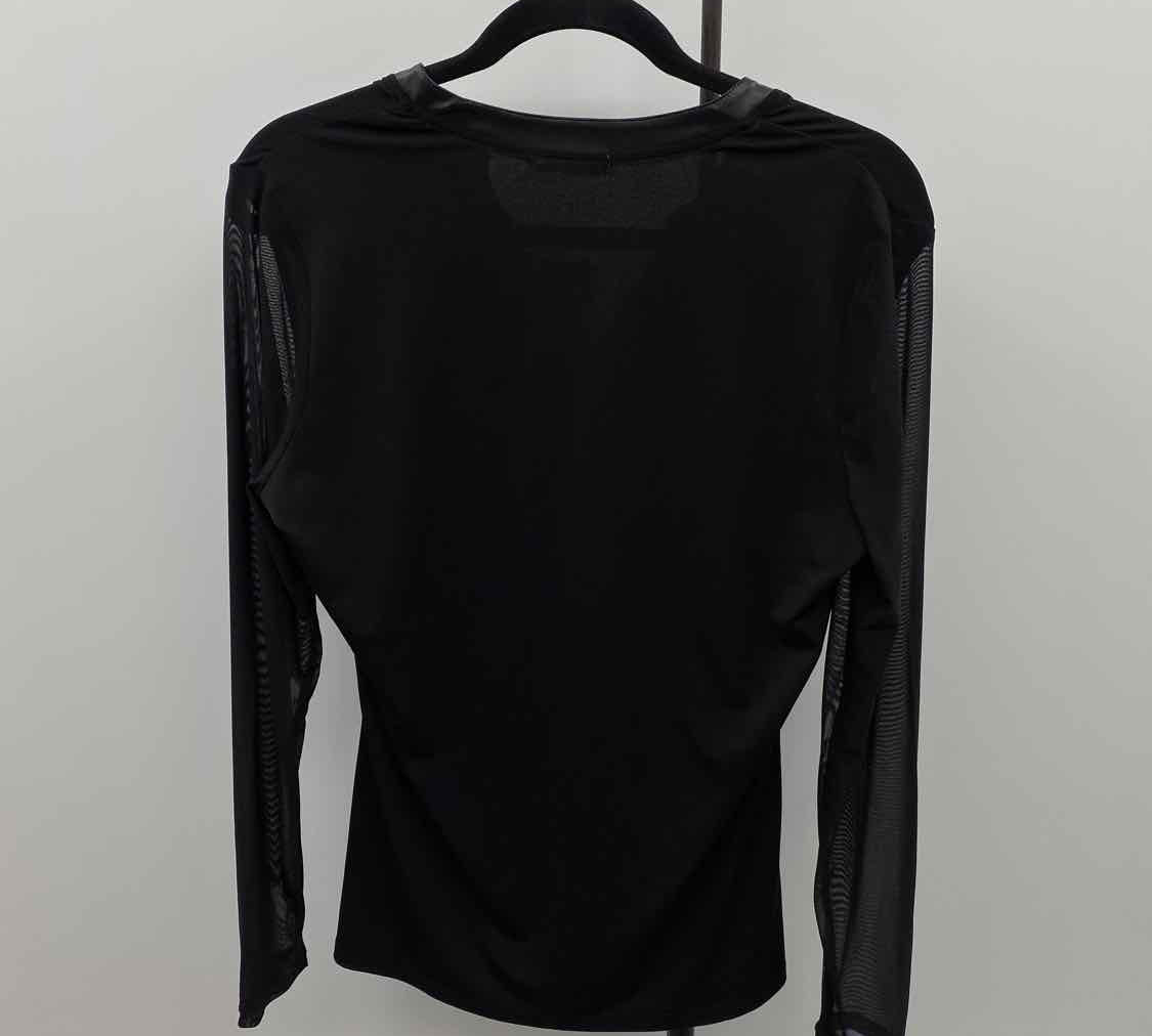 Suzy Women's Size M Black Solid Long Sleeve Shirt