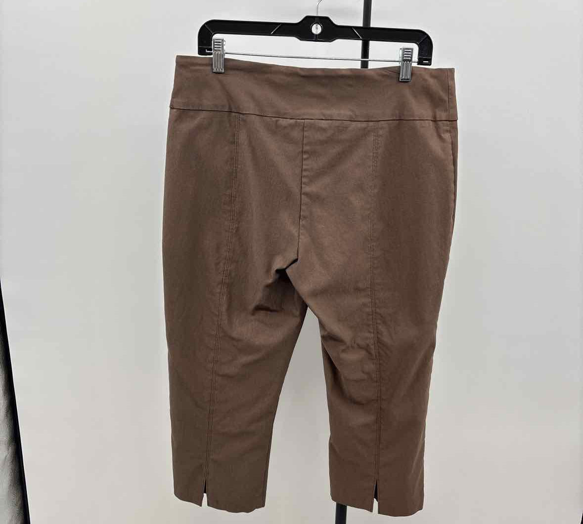 Tribal Women's Size 14 Brown Solid Capris