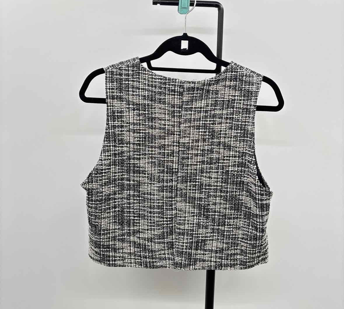 H&M Junior's Size M Black Tweed Vest