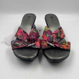 White Mountain Women's Shoe Size 8 Magenta Watercolor Sandals