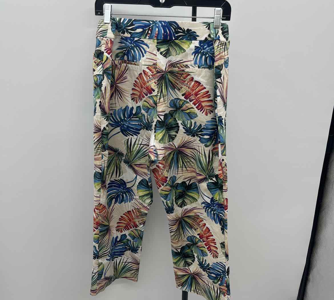 Chico's Women's Size 16 Beige Leaf Capris