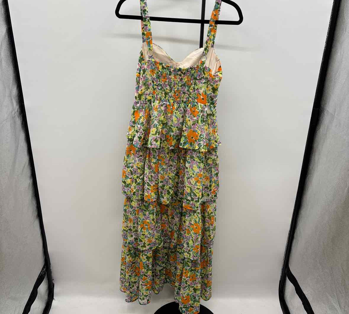 Astr Women's Size 10 Green Floral Dress