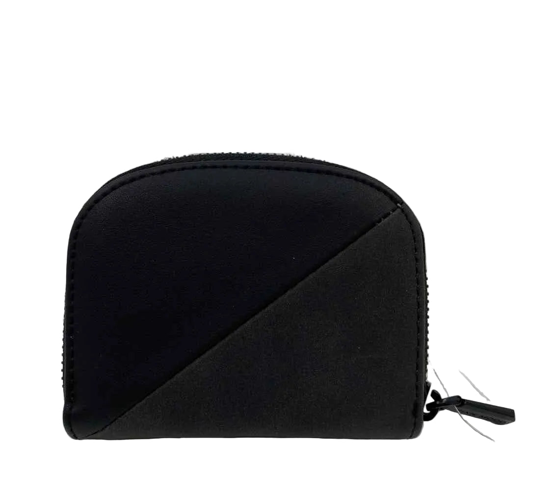 PIXIE MOOD Black Zip Around Card Keeper