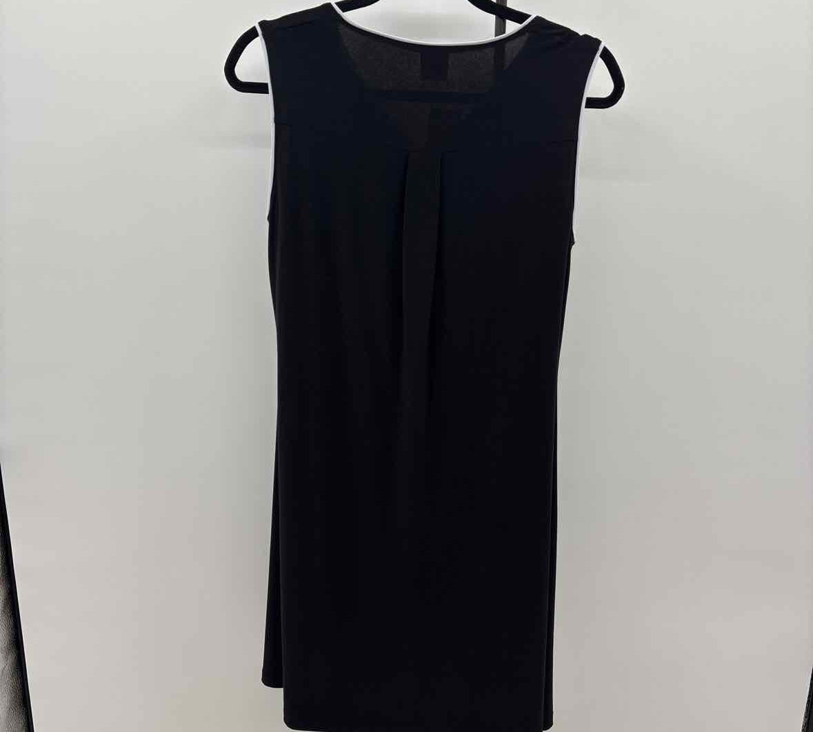 Anne Klein Women's Size 6 Black Solid Dress