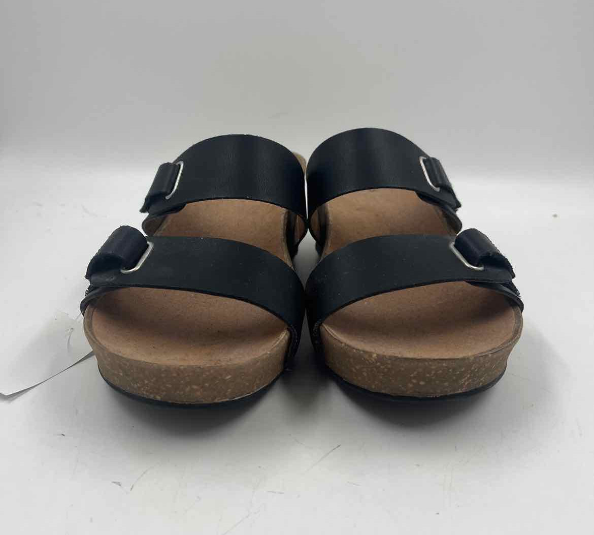 Clarks Women's Shoe Size 8.5 Black Sandals