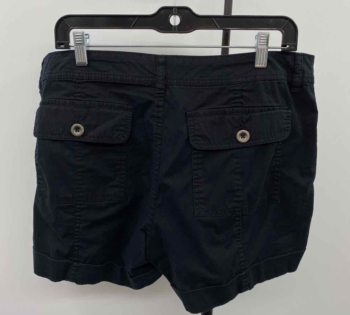 Ana Women's Size 12 Black Solid Shorts