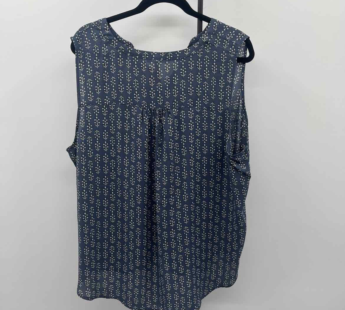 Maurice's Women's Size 2X Slate Blue Abstract Sleeveless Shirt