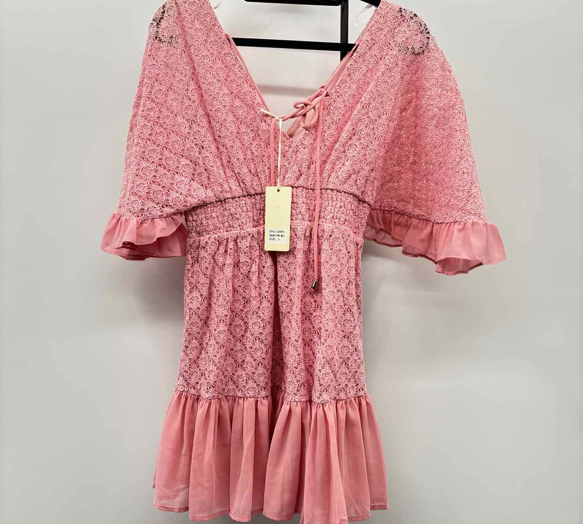 The Clothing Company Women's Size 6 Pink Lace Dress