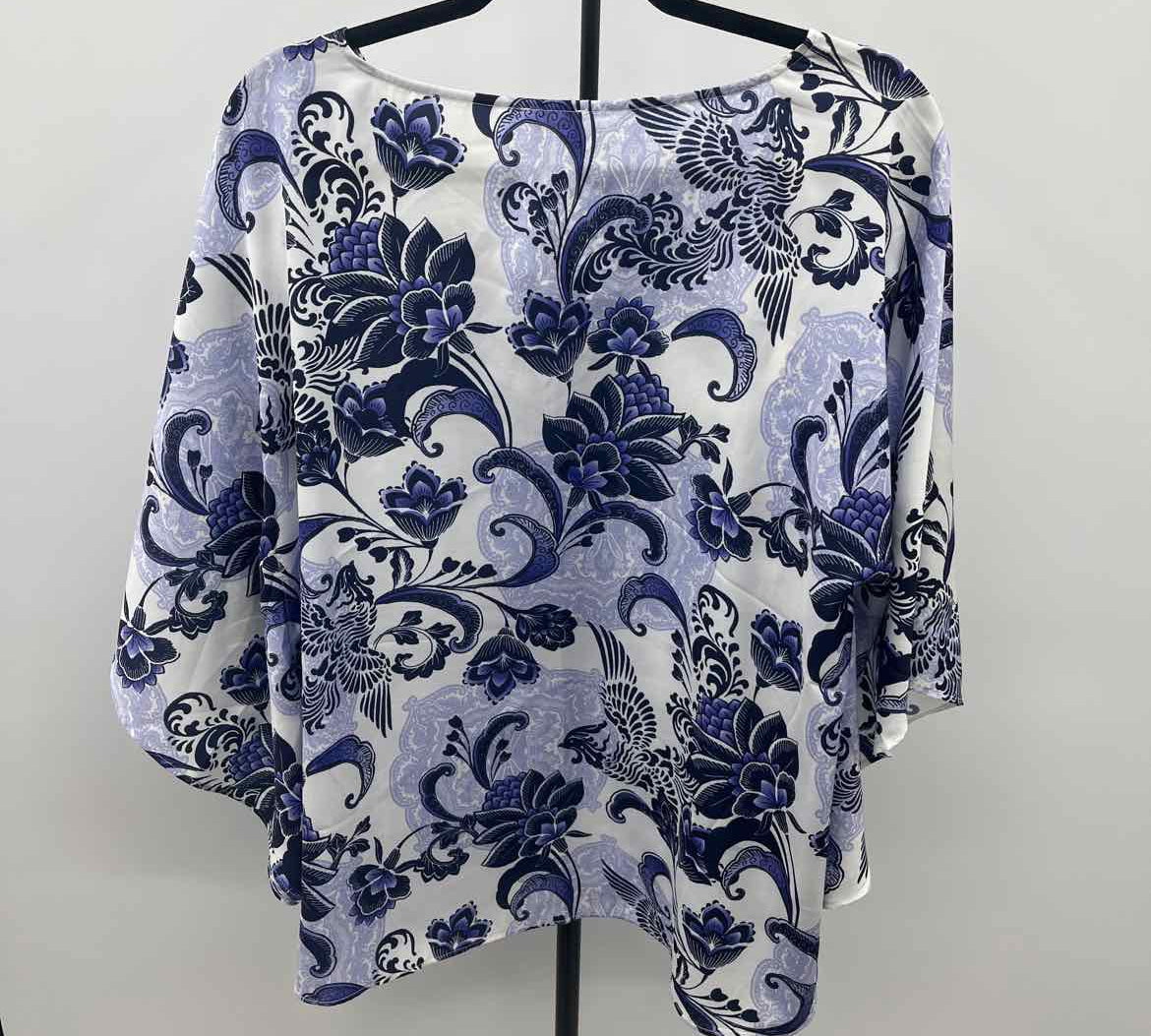 Chico's Women's Size S/M Purple Floral Poncho