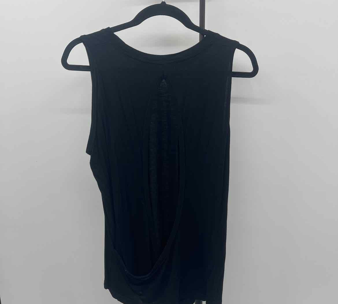 Unbranded Women's Size L Black Solid Sleeveless Shirt