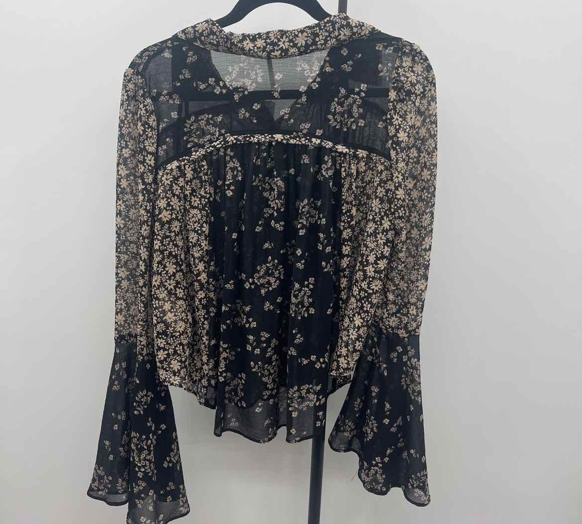Free People Junior's Size S Black Floral Long Sleeve Shirt