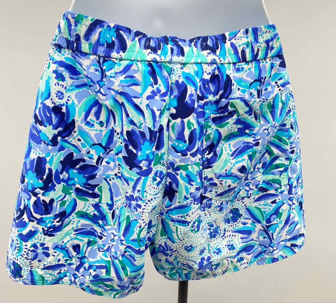 Lilly Pulitzer Women's Size 10 Blue Floral Shorts