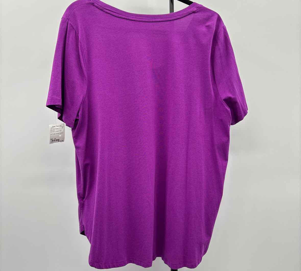 ava & viv Women's Size 1X Purple Solid Short Sleeve Shirt
