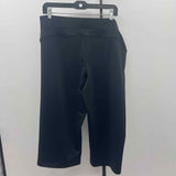 Fila Women's Size 16 Black Solid Capris