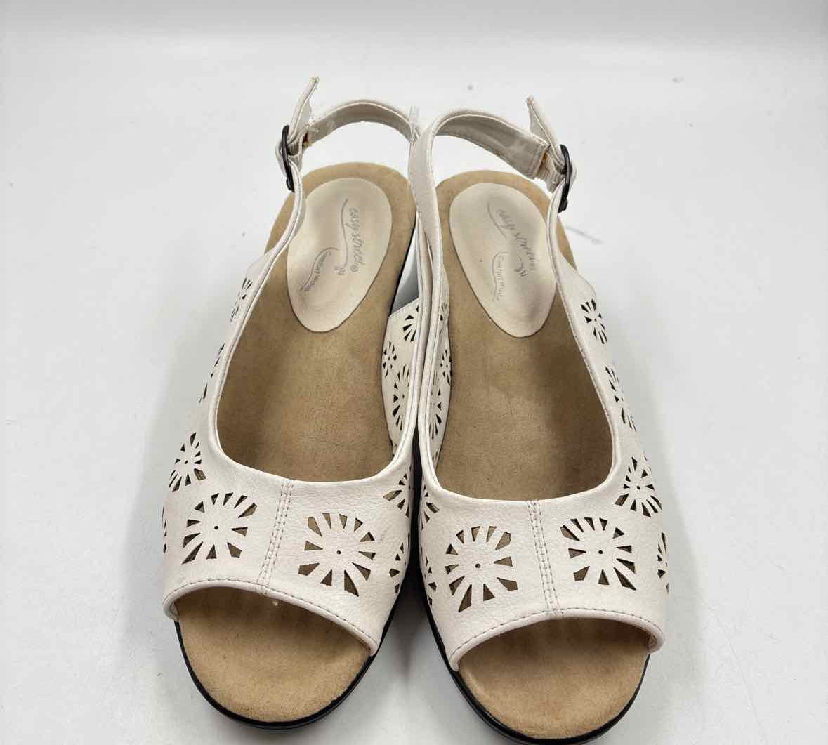 Easy Street Women's Shoe Size 6 White Laser Cut Sandals
