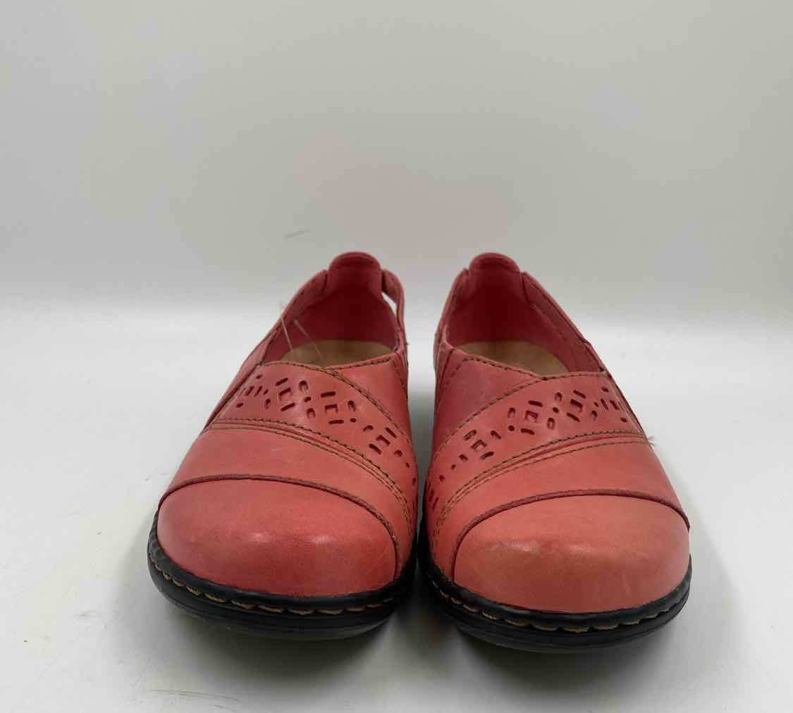 Clarks Women's Shoe Size 6 coral Textured Casual Shoes