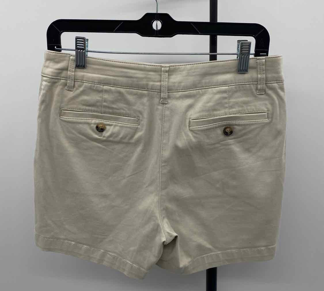 Tommy Bahama Women's Size 4 Tan Solid Shorts