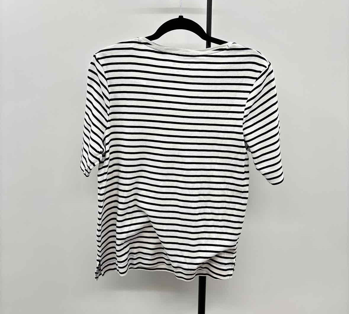 Chico's Women's Size L Black Stripe Short Sleeve Shirt