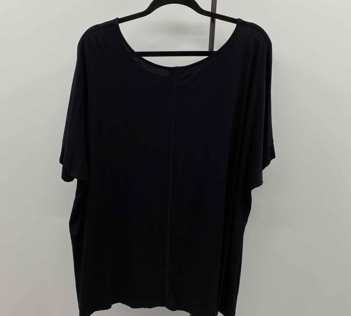 Bobeau Women's Size 2X Black Solid Short Sleeve Shirt