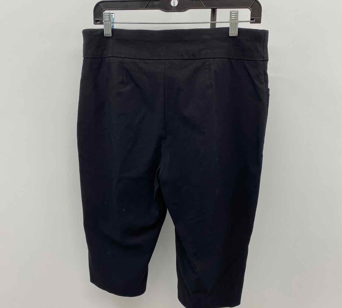 Chico's Women's Size 6 Black Solid Capris