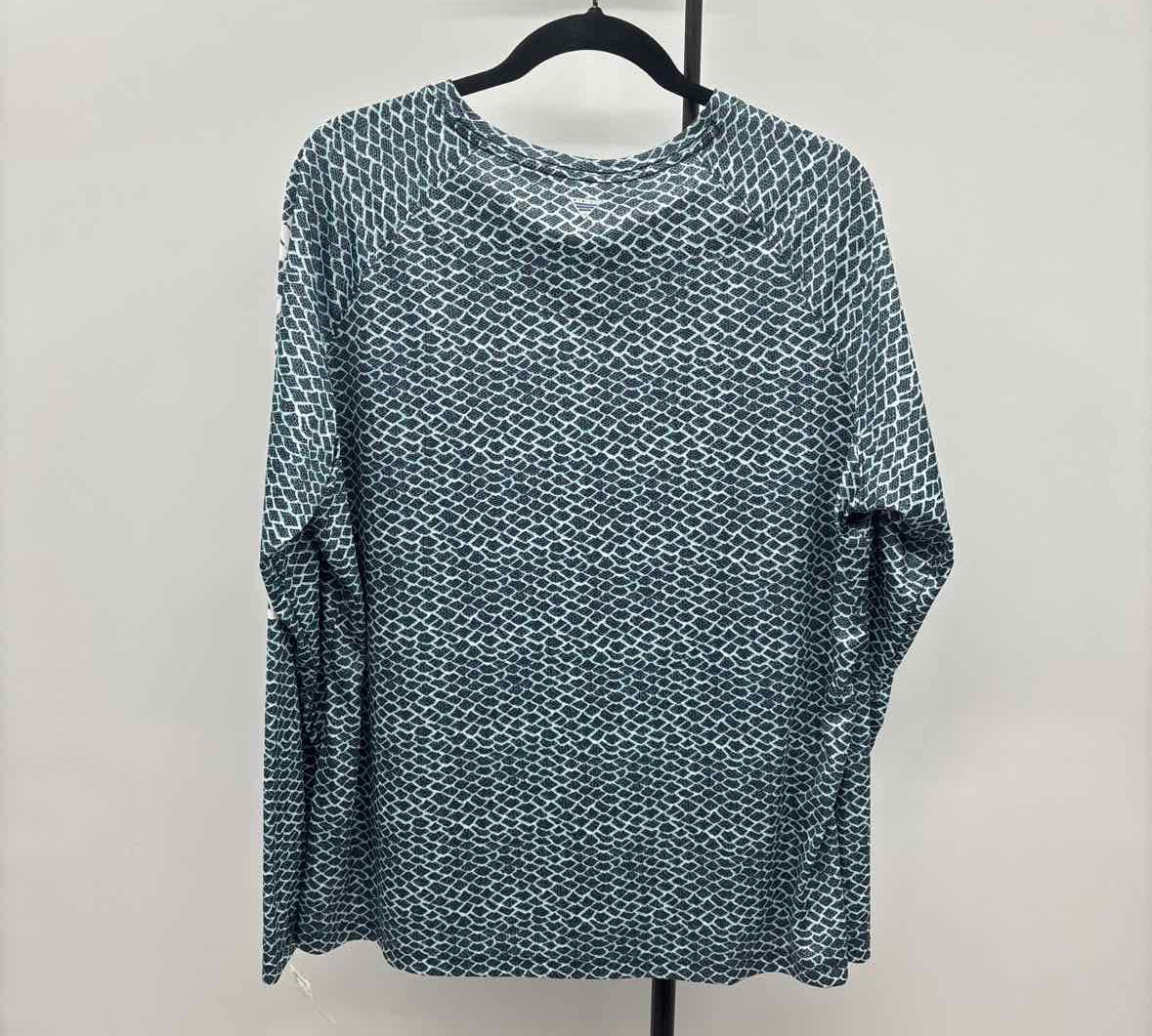 Columbia Women's Size 1X Aqua Scales Long Sleeve Shirt