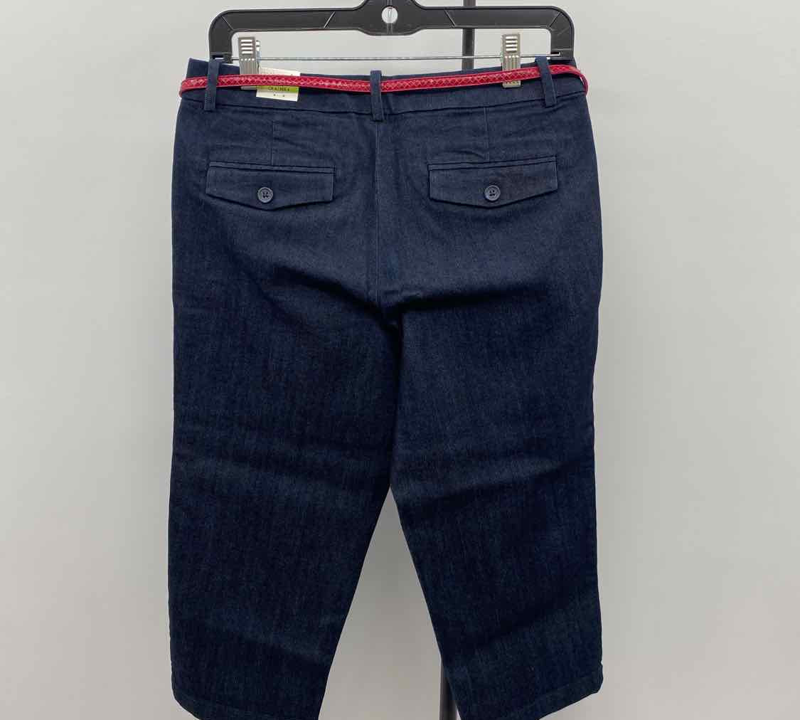 Dockers Women's Size 4 Navy Solid Capris