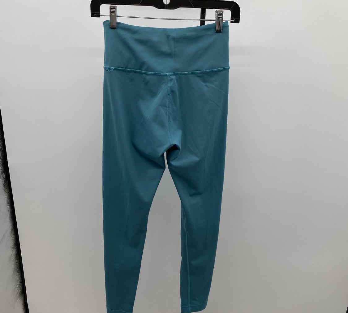 Victoria Secret Women's Size 6 Green Solid Leggings