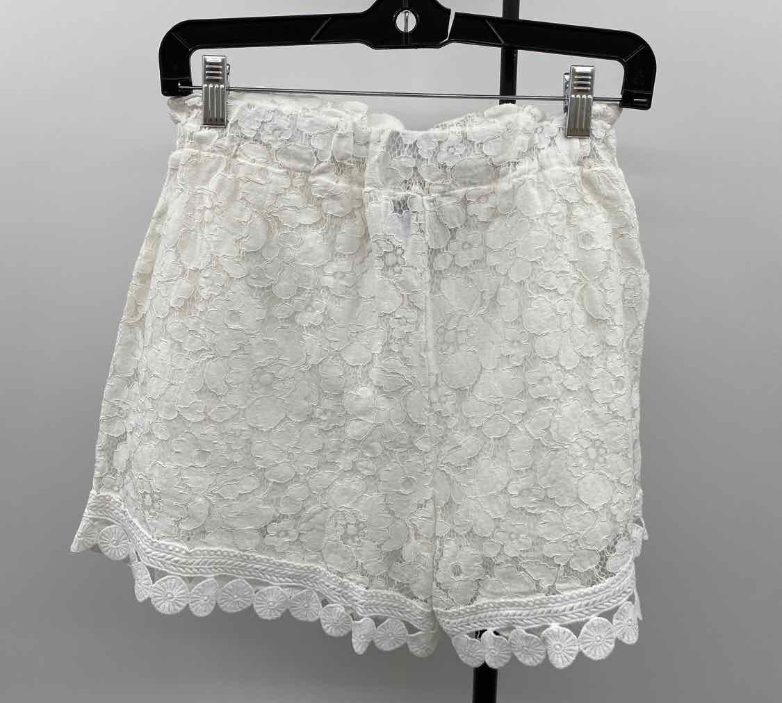 brand bazar Women's Size 8 White Lace Shorts