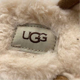 Ugg Women's Shoe Size 8 camel Solid Slippers
