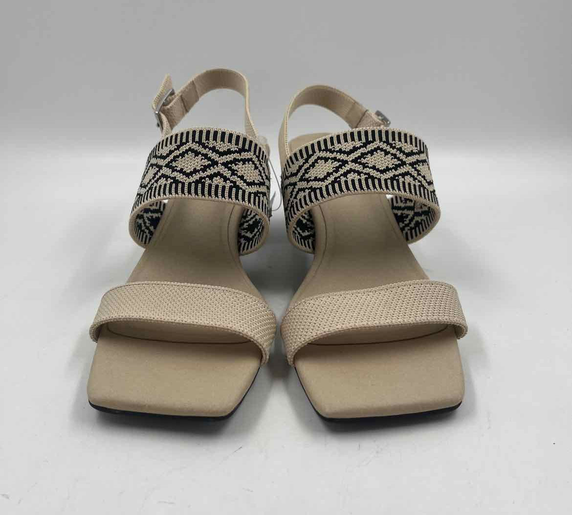Vivaia Women's Shoe Size 6 Beige Textured Sandals