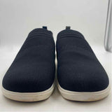 Klogs Women's Shoe Size 11 Black Textured Sneakers