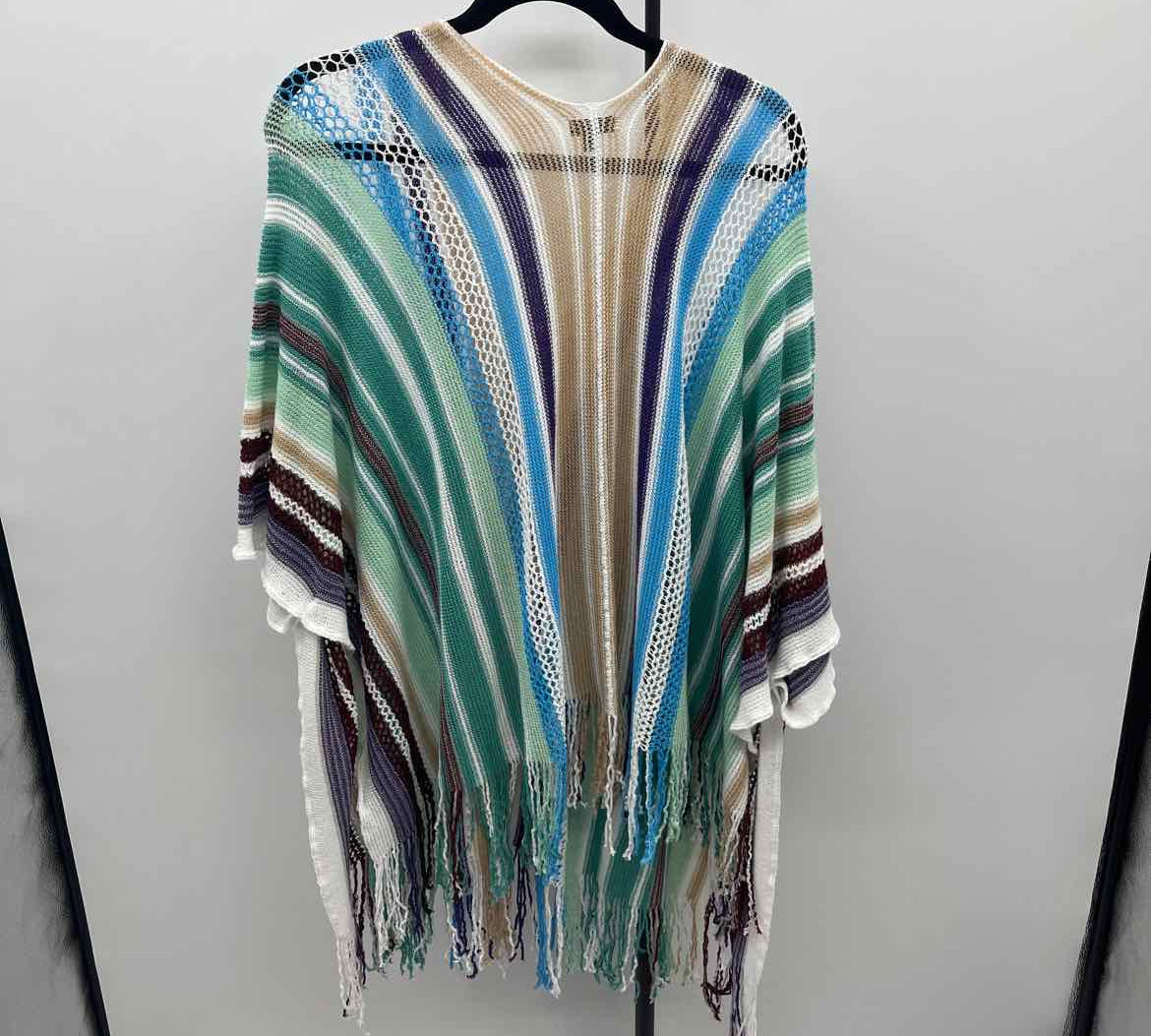 Coco & Carmen Women's Size One Size Multi-Color Stripe Poncho