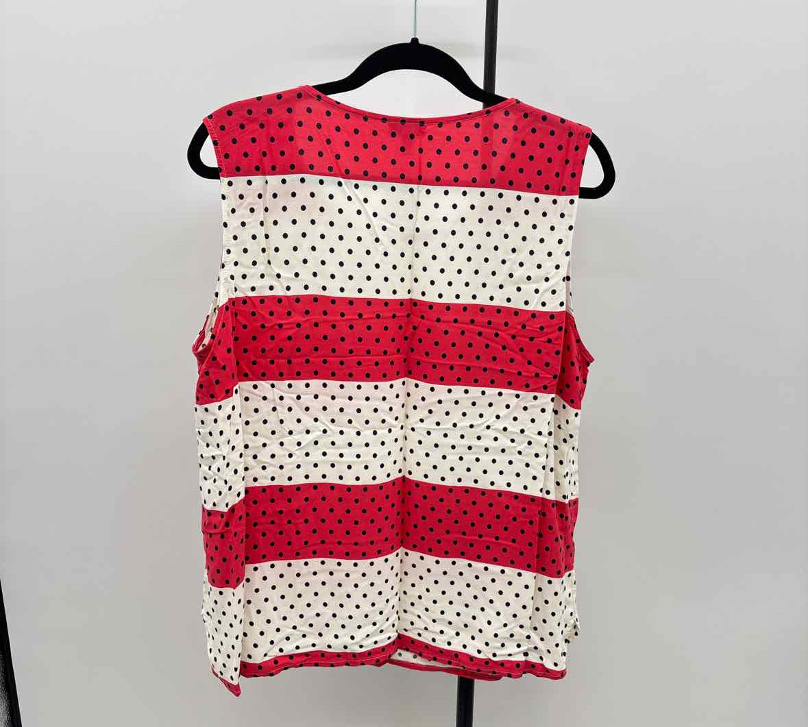 Talbots Women's Size 2X Watermelon dotted Sleeveless Shirt