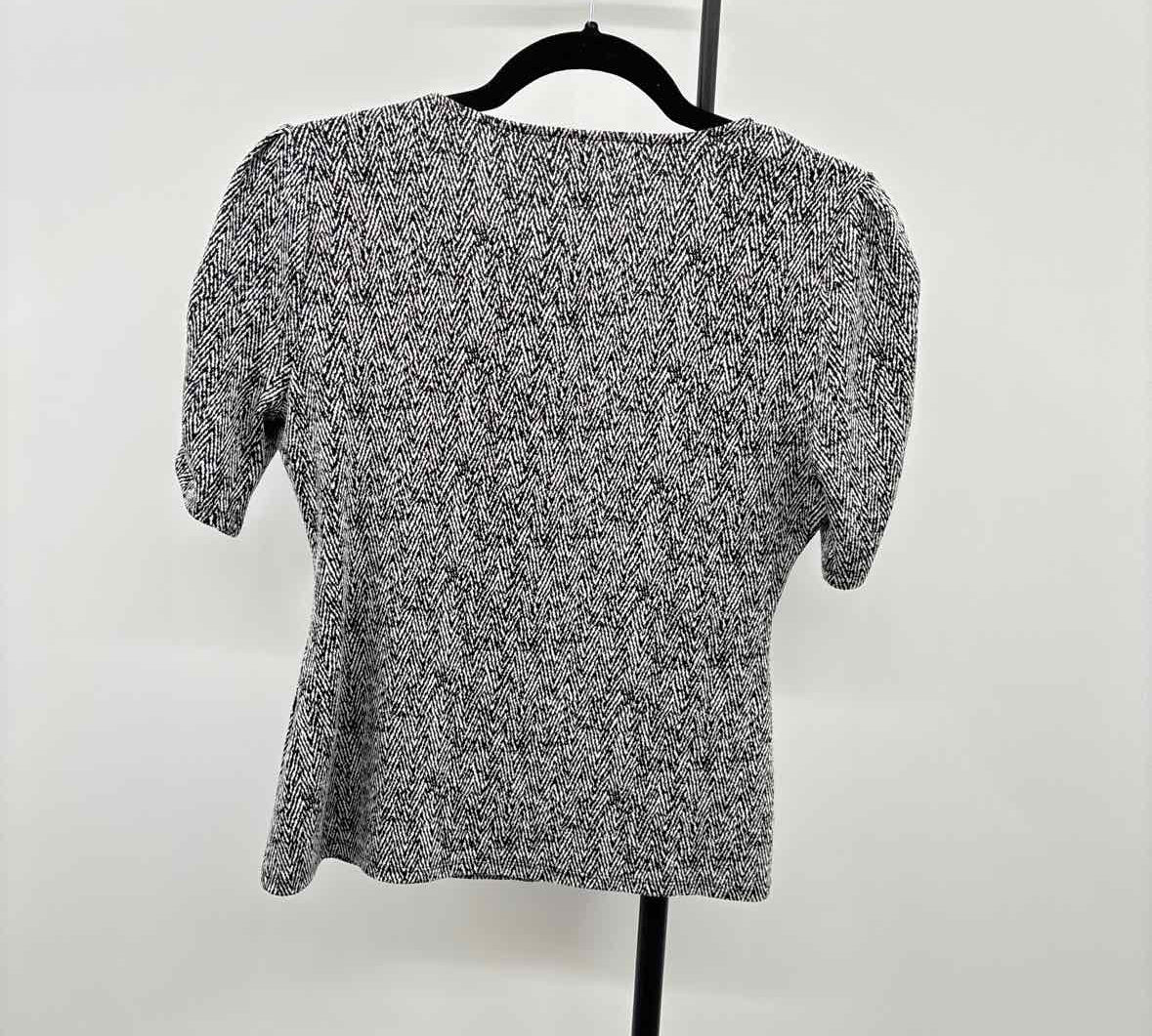 White House Black Market Women's Size XS Black Herringbone Short Sleeve Shirt