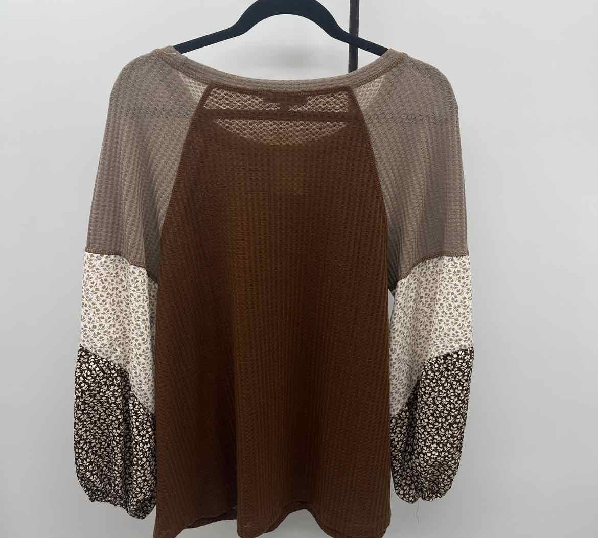 Hayden Women's Size M Brown Floral Long Sleeve Shirt