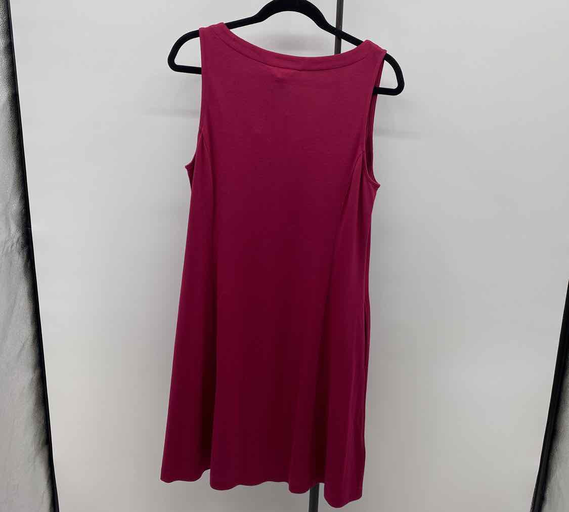 Tommy Bahama Women's Size 10 Magenta Solid Dress