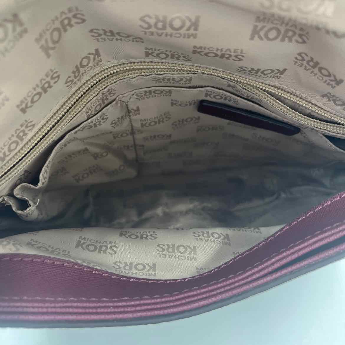 Interior MICHAEL KORS Wine Pebbled Leather BEDFORD STUD Shoulder Bag Purse