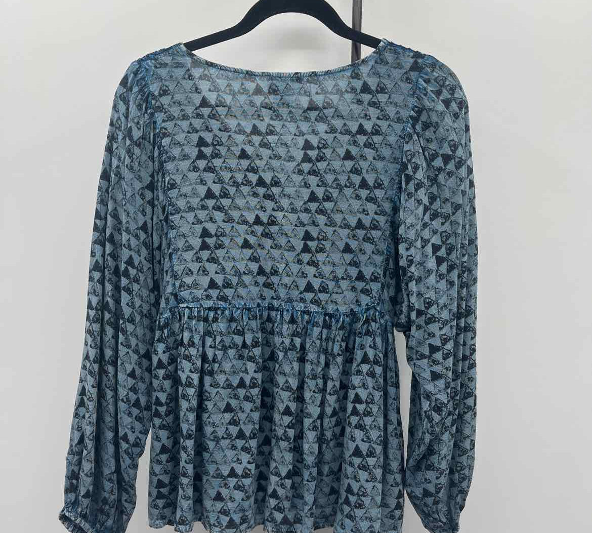 Sigrid Olsen Women's Size M Blue Textured Long Sleeve Shirt