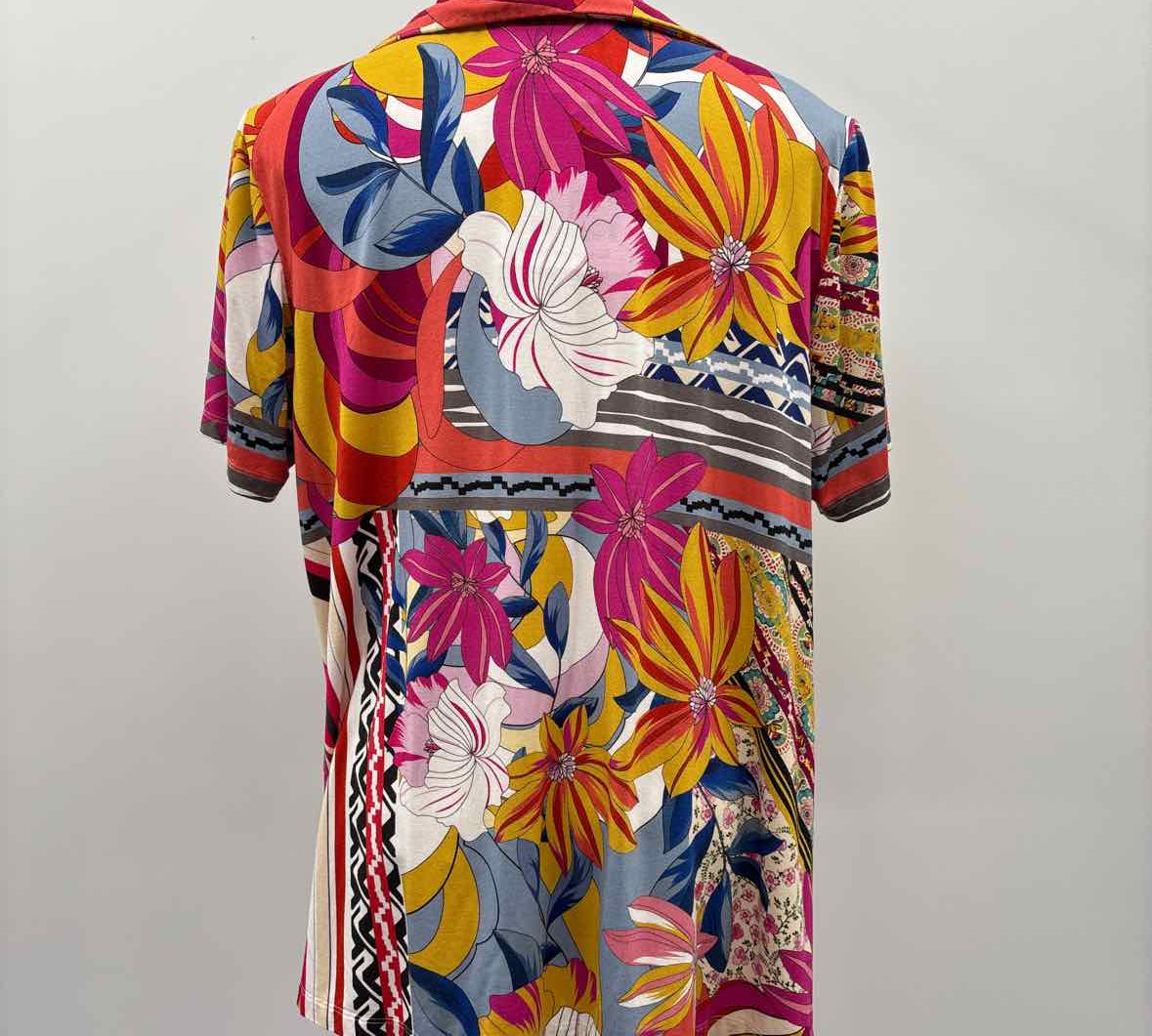 Johnny Was Women's Size L Pink Floral Short Sleeve Shirt