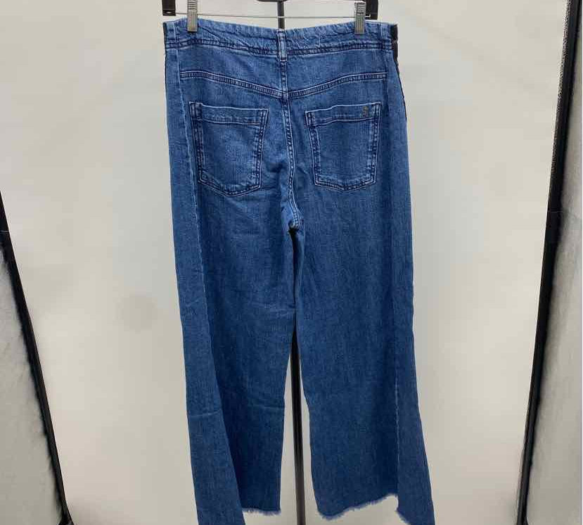 Pilcro Junior's Size 4 Blue Solid Jeans