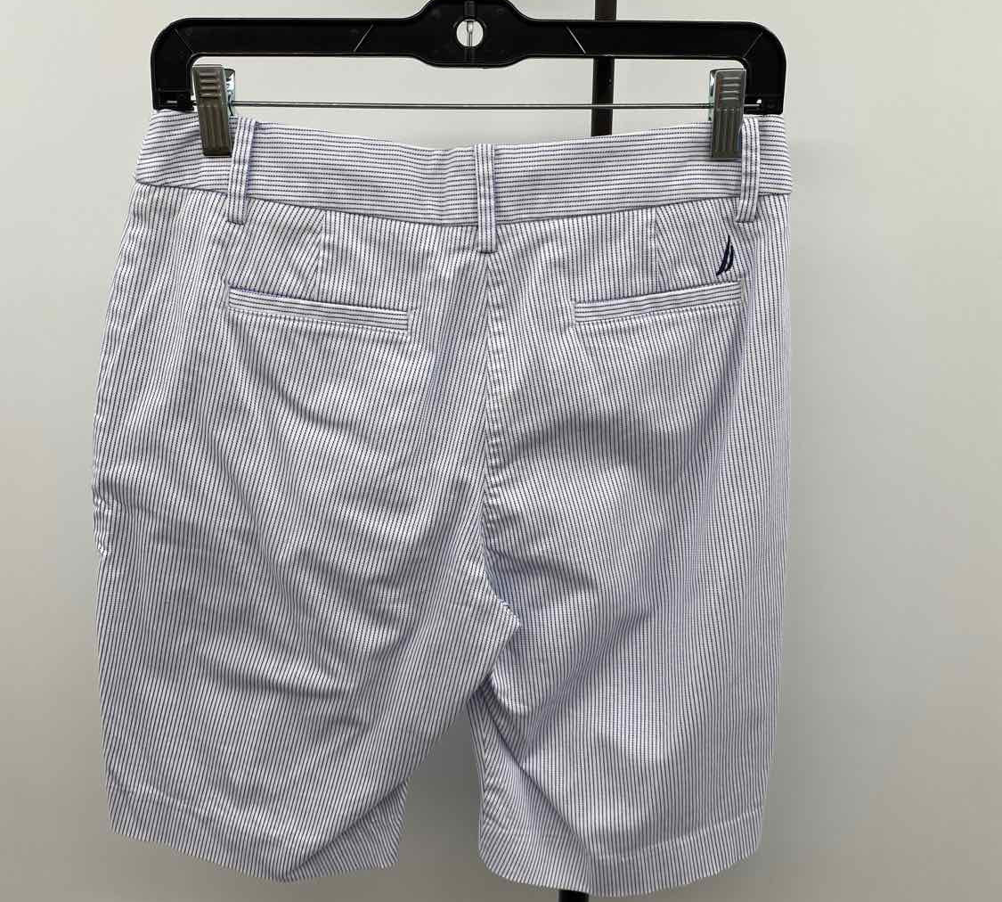 Nautica Women's Size 2 Blue Stripe Shorts
