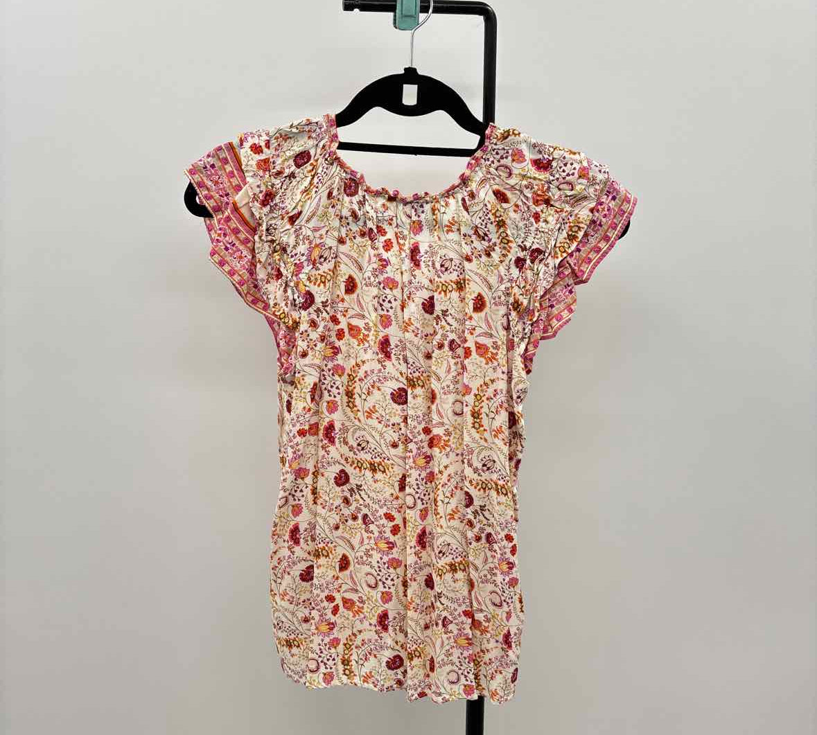Rose & Olive Women's Size S Pink Floral Short Sleeve Shirt