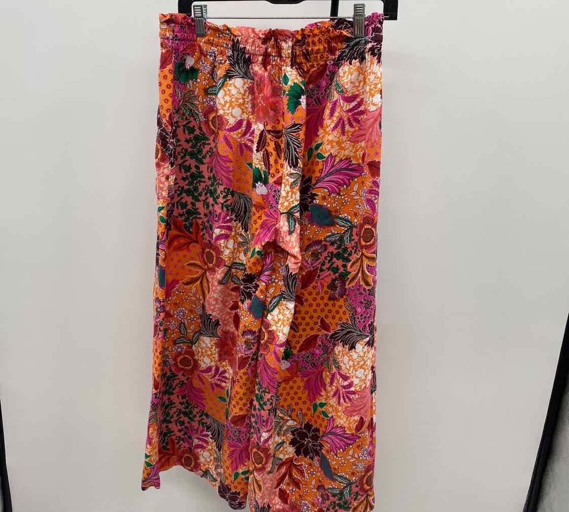 Loft Women's Size 6 Orange Floral Capris